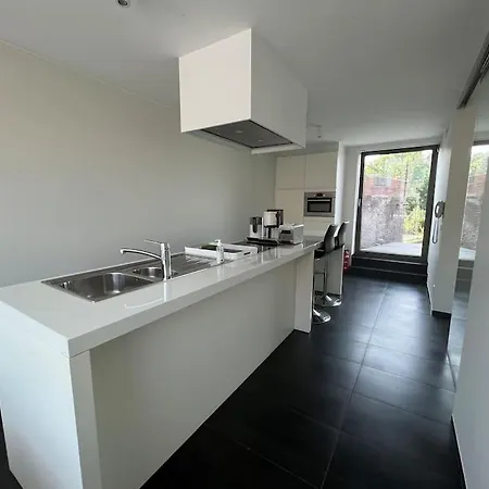 Holiday home Tube Nabij