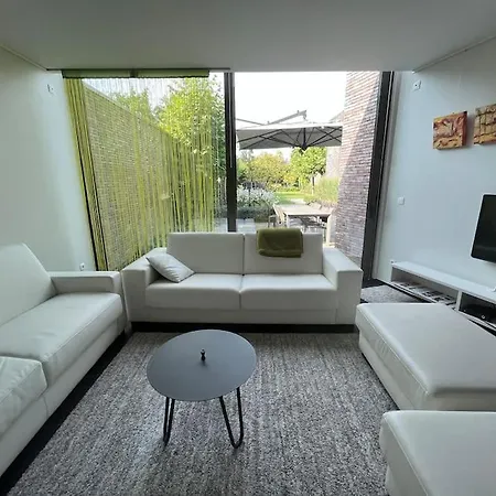 Tube Nabij Holiday home *